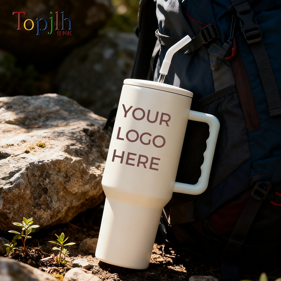 40oz insulated tumbler with straw